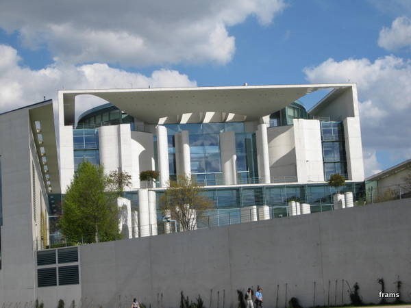 Das Regierungsgebäude der Kanzlerin/des Kanzlers