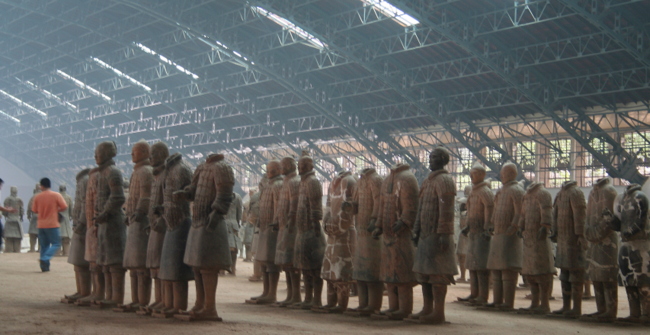 Die Grabstätte des 1. Kaisers von China wurde 1974 zufällig entdeckt. M.Ramsauer