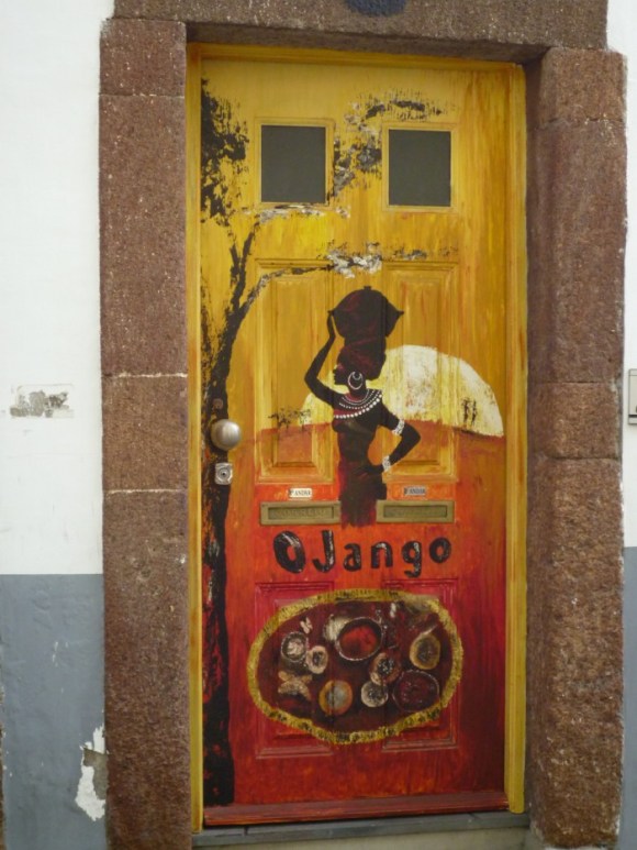 Bemalte Tür in Funchal/Madeira/Painted door in Funchal/Madeira/Porta pitturata a Funchale/Madeira