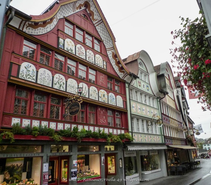 Appenzell/Hauptgasse/main road in Appenzell/strada princpale ad Appenzell